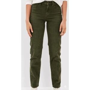 American Eagle Women 4 Short Army Green Stretch Straight Mid Rise Corduroy Pants